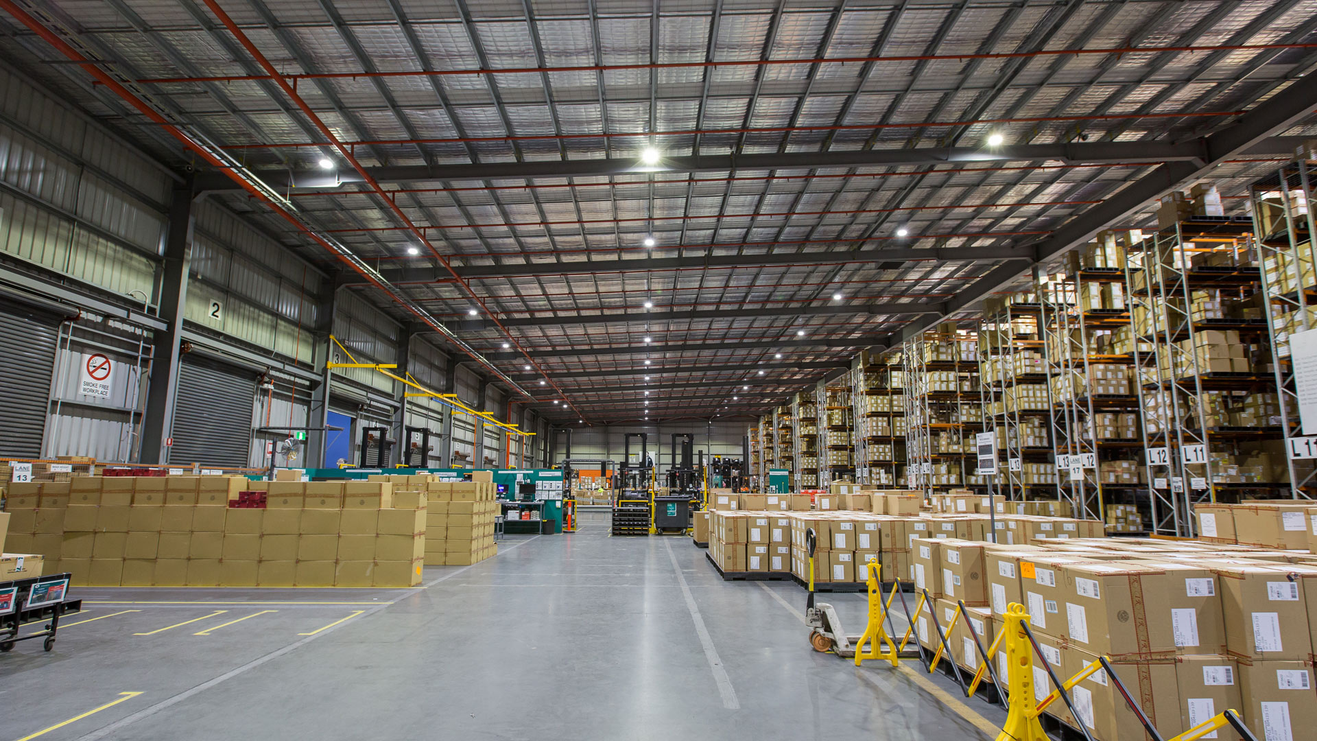 What are the energy-saving advantages of led industrial and mining lights?